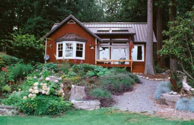 Pipe Lake Cottage Front